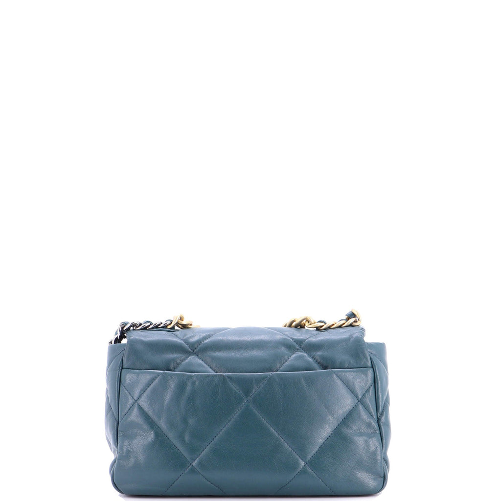 19 Flap Bag Quilted Leather Medium