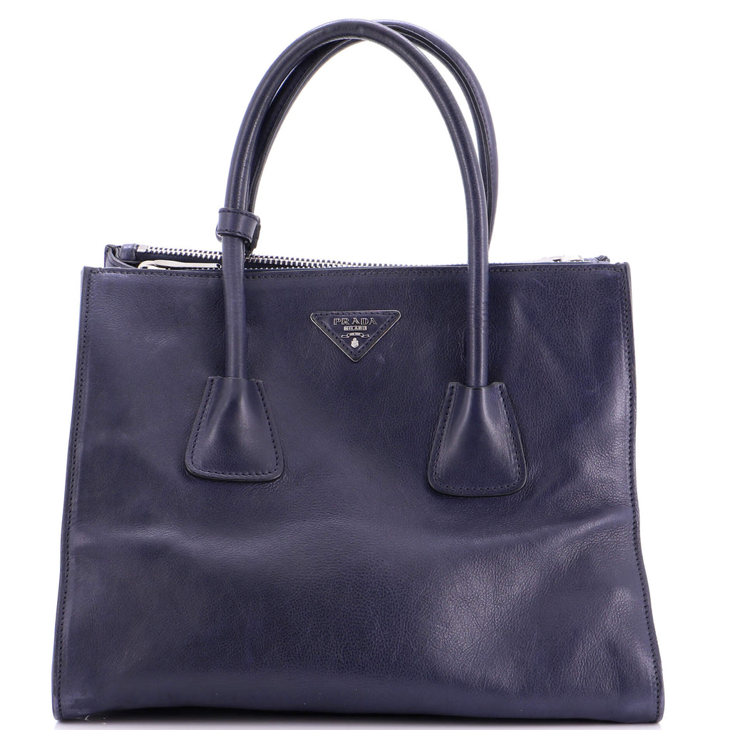 Twin Pocket Convertible Tote Leather Medium