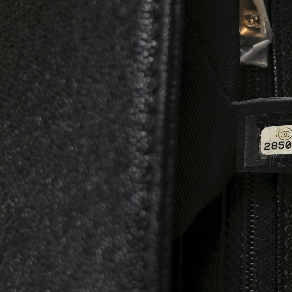 Caviar Chevron Quilted New Medium Boy Flap Black