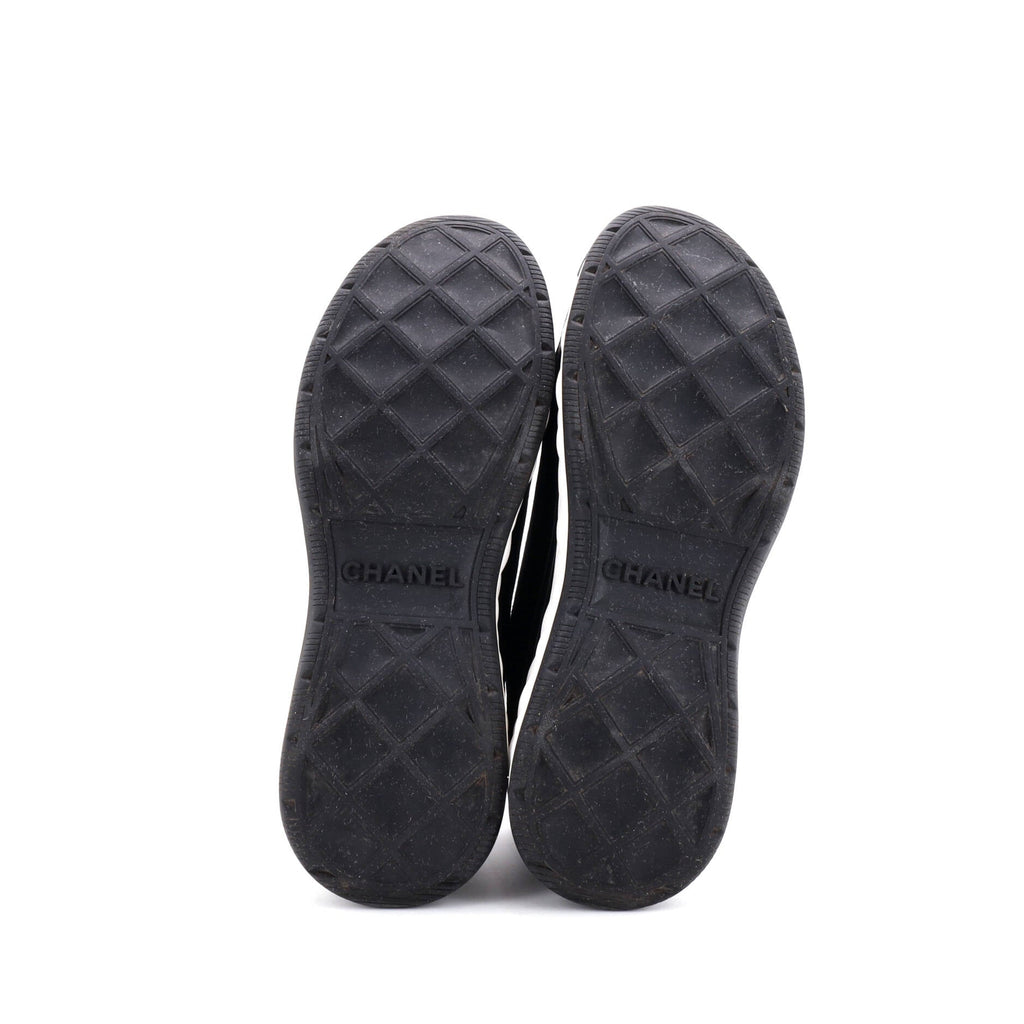 Women's CC Cap Toe Logo Sneakers Suede and Mixed Fibers