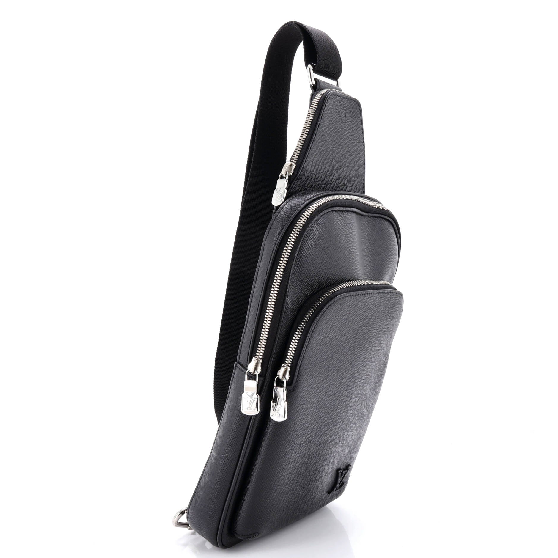 Avenue Sling Bag NM Taiga Leather