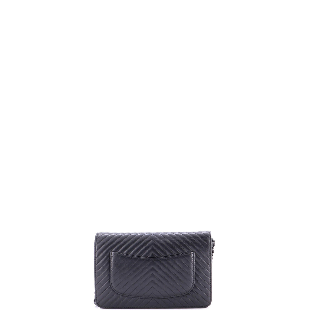 So Black Wallet on Chain Chevron Lambskin