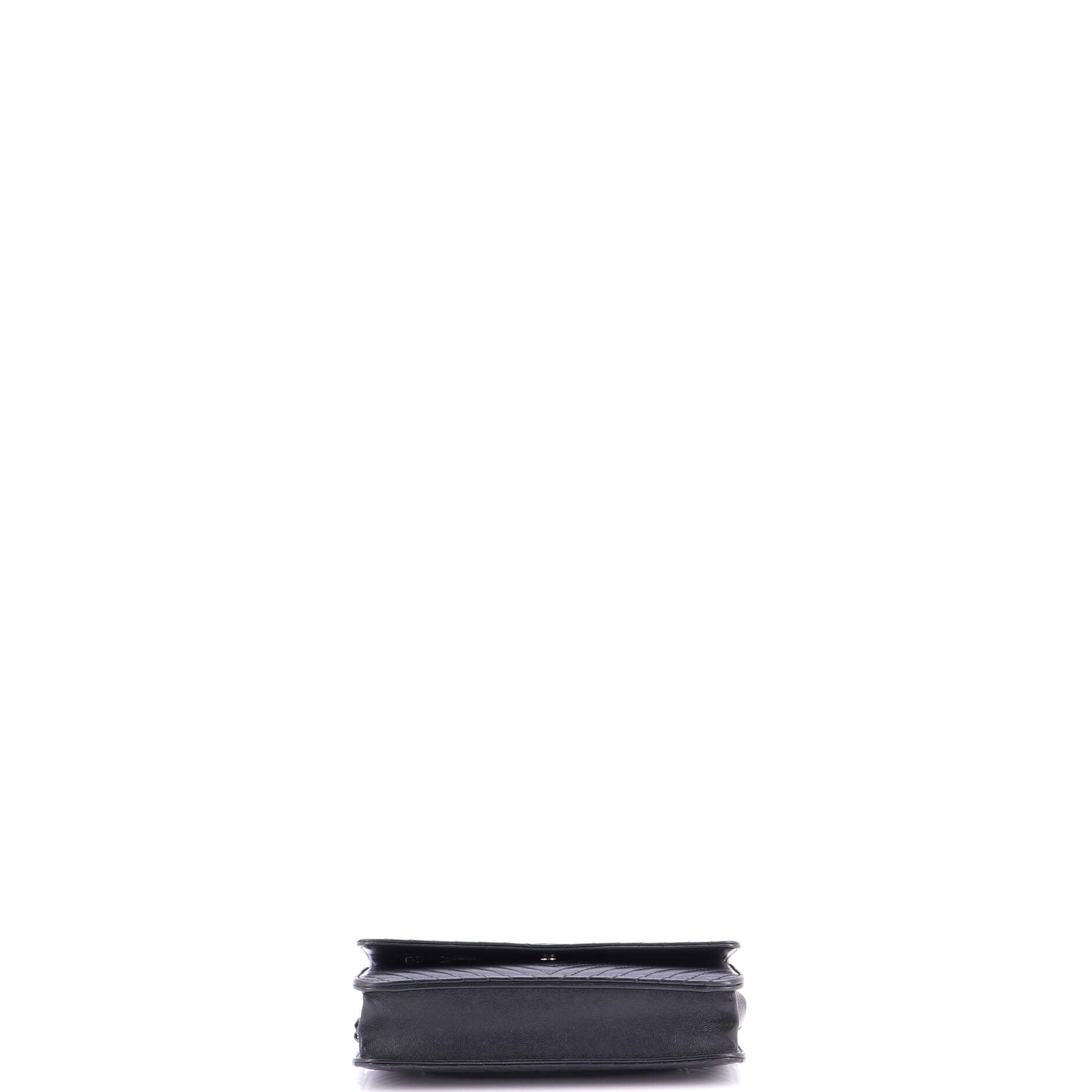 So Black Wallet on Chain Chevron Lambskin