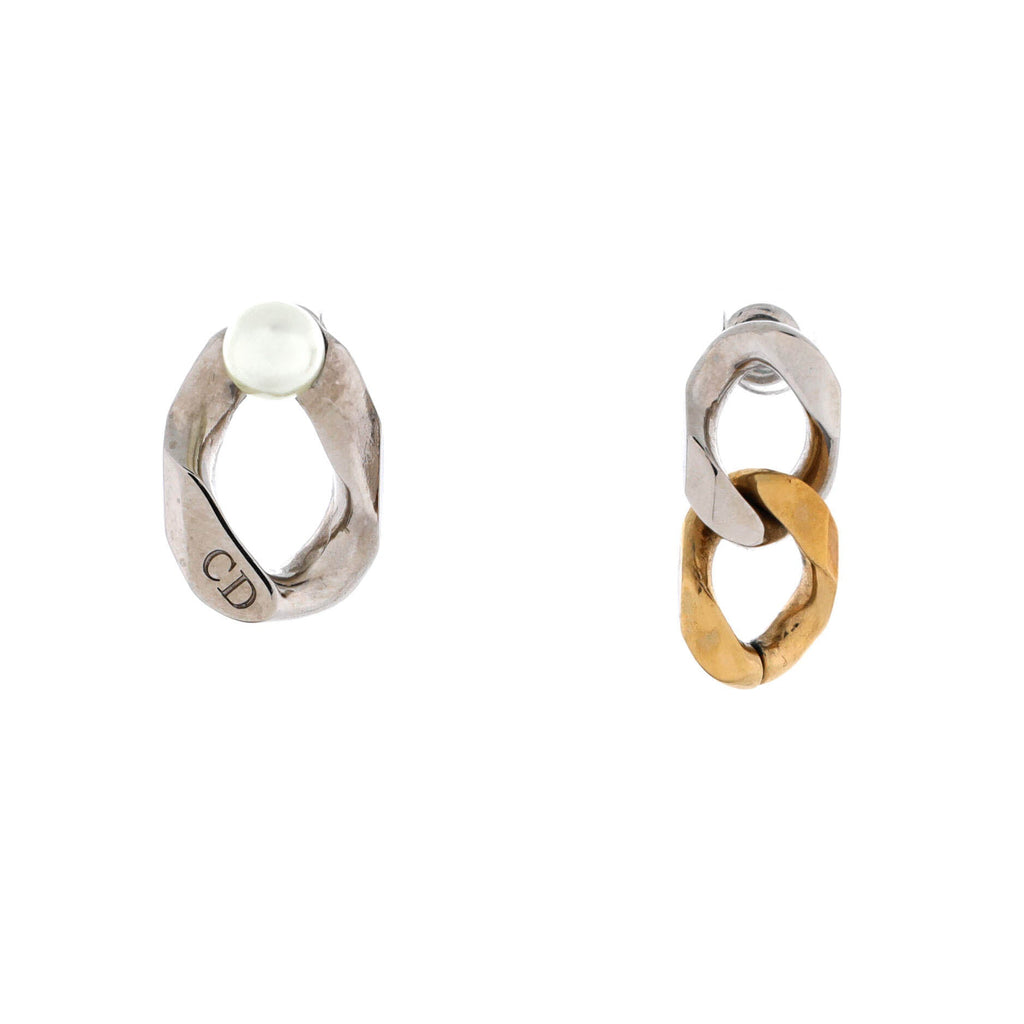x Sacai Asymmetrical Twisted Link Stud Earrings Metal with Faux Pearls