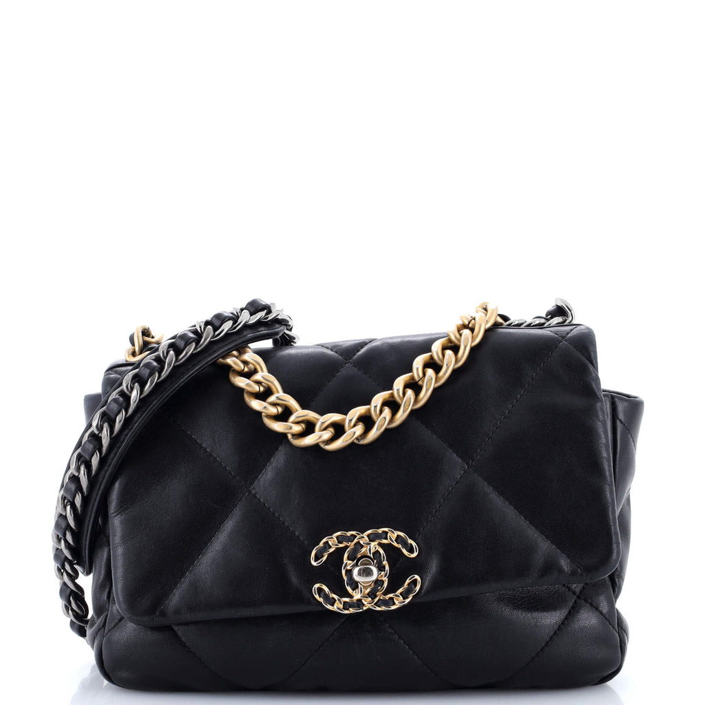 19 Flap Bag Quilted Leather Medium