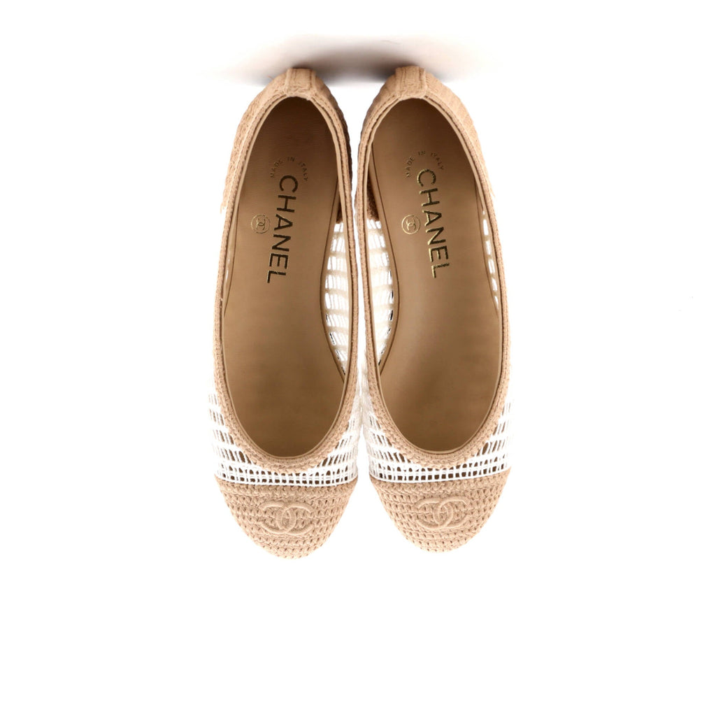 Women's CC Cap Toe Ballerina Flats Crochet Raffia