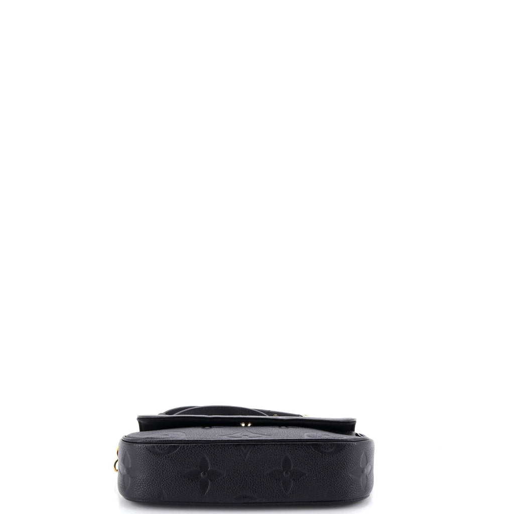 Ivy Wallet on Chain Monogram Empreinte Giant