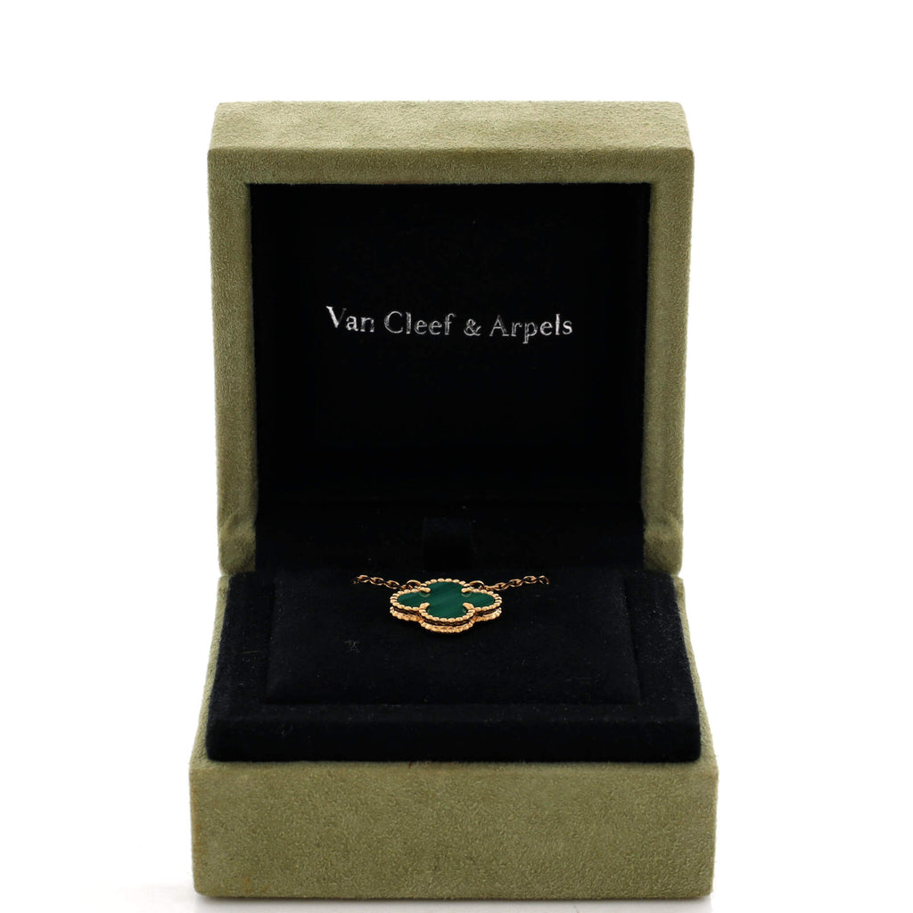Vintage Alhambra Pendant Necklace 18K Yellow Gold and Malachite