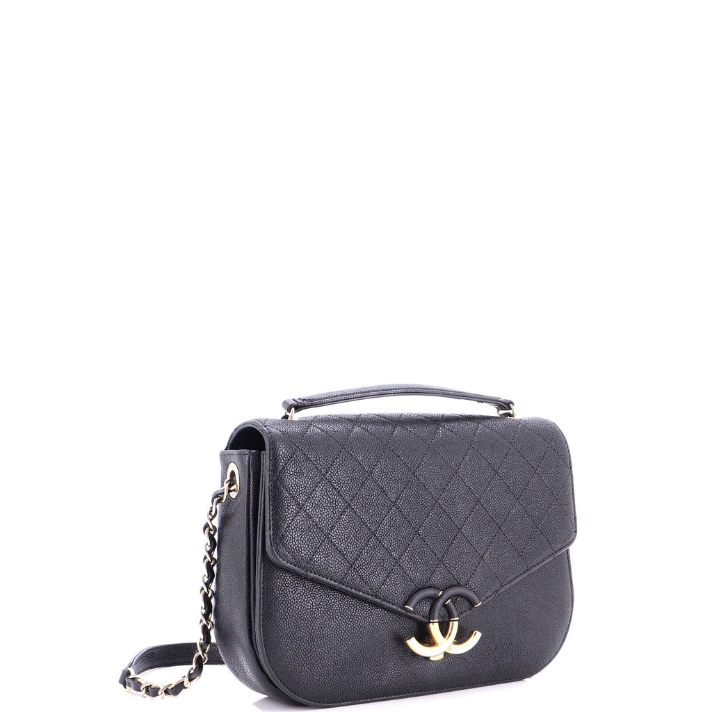 Thread Around Flap Bag Quilted Caviar Medium