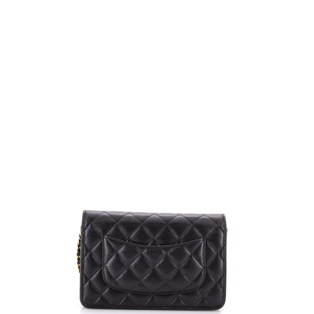 Wallet on Chain Quilted Caviar