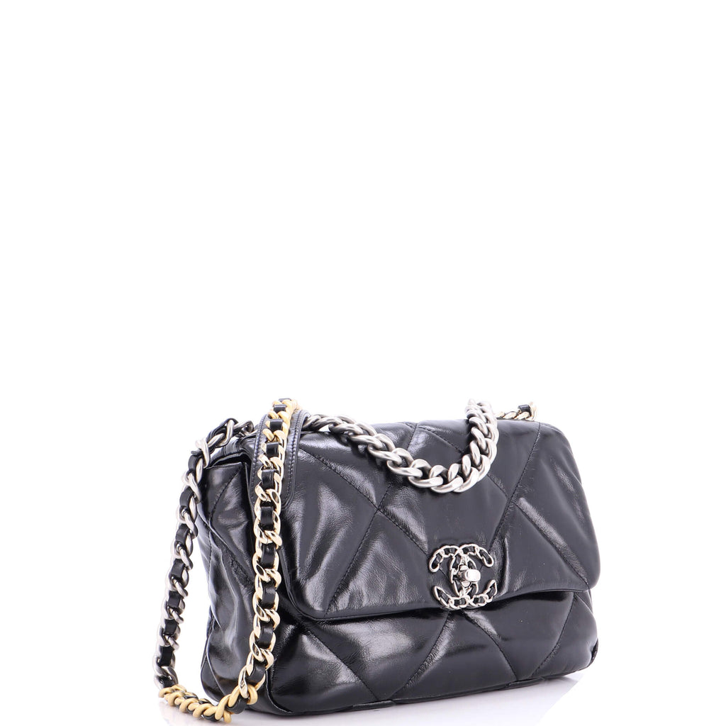 19 Flap Bag Quilted Leather Medium