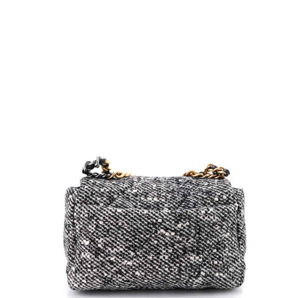 19 Flap Bag Quilted Tweed Medium