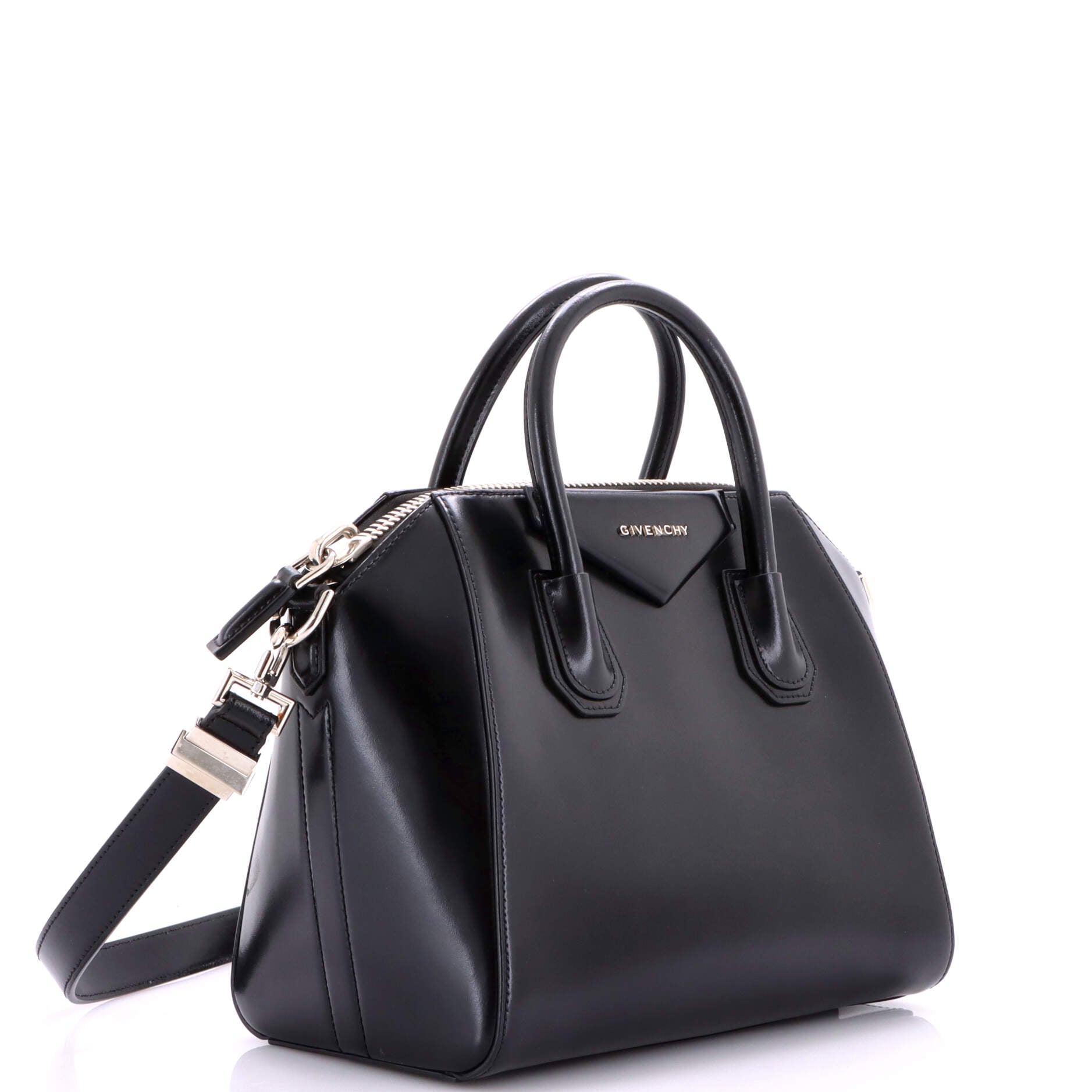Antigona Bag Glazed Leather Medium