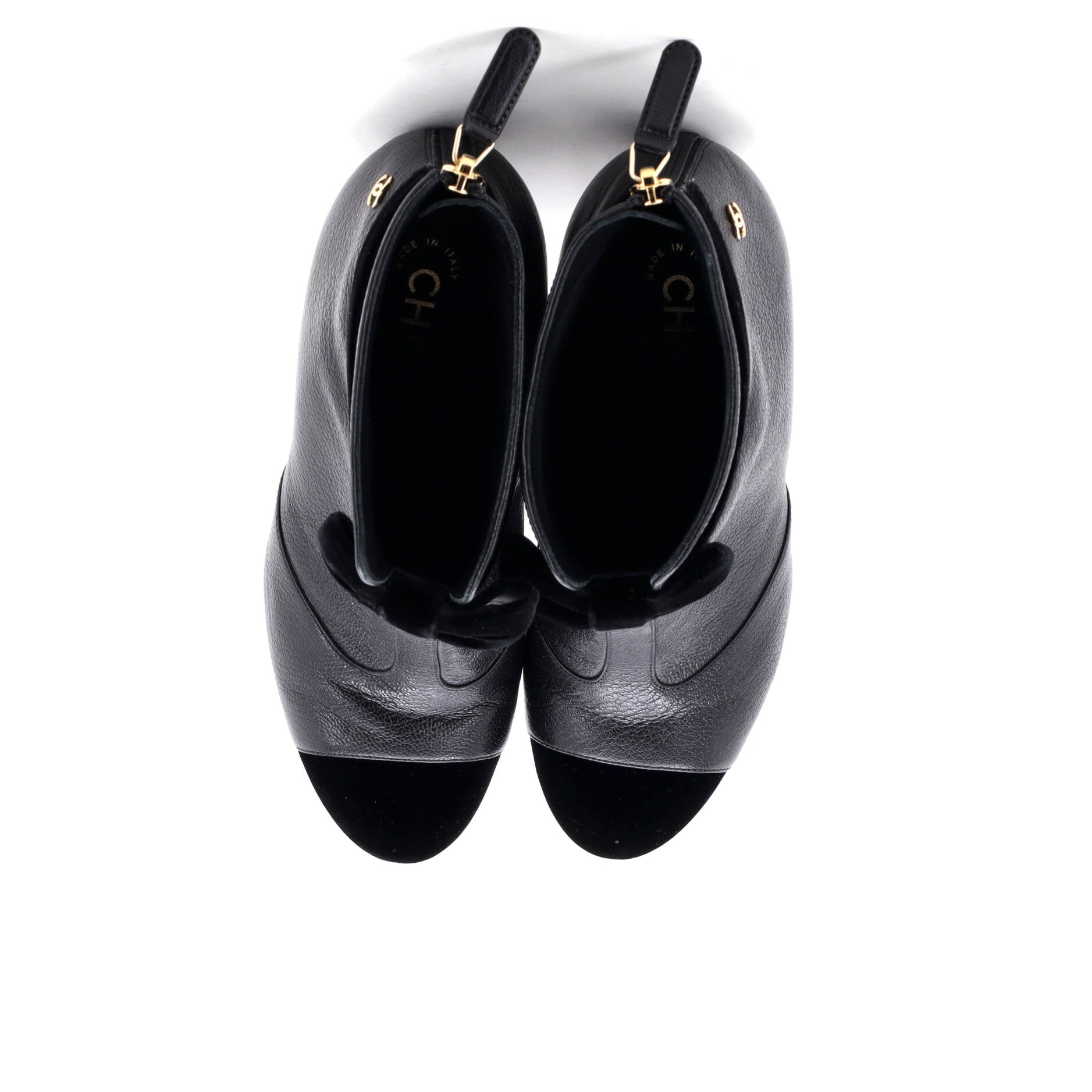 Women's CC Bow Cap Toe Heeled Boots Leather