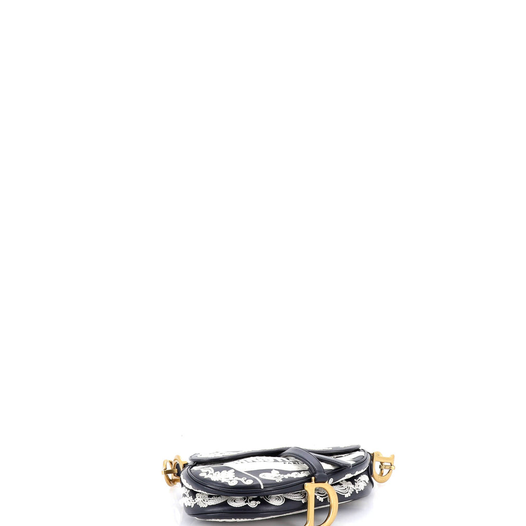 Saddle Handbag Embroidered Calfskin Medium