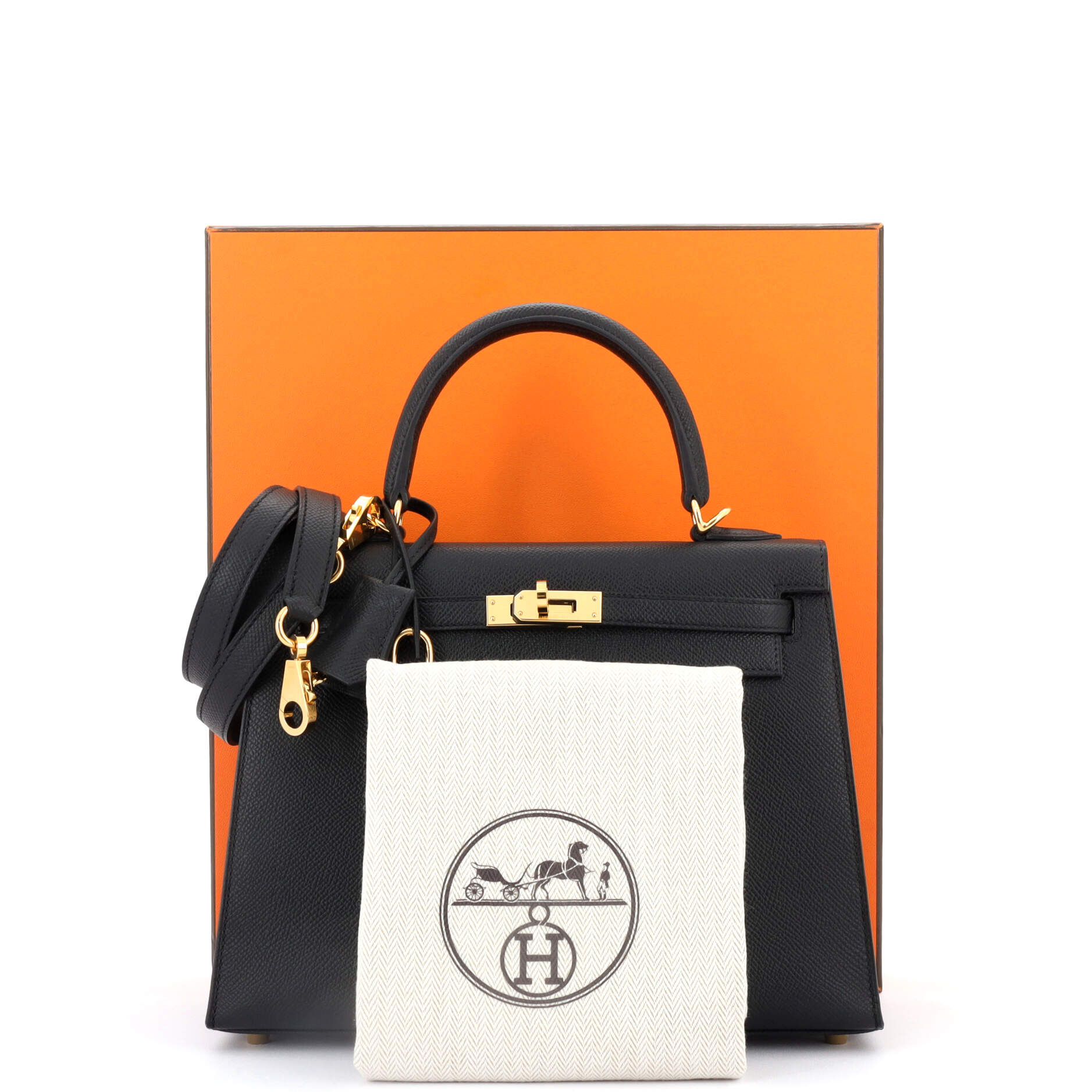 Kelly Handbag Noir Epsom with Gold Hardware 25