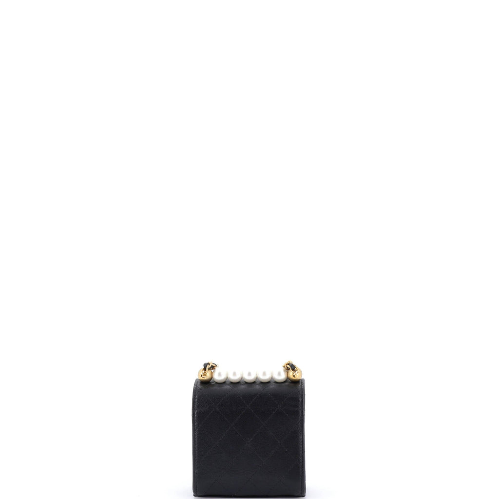 Chic Pearls Flap Clutch with Chain Quilted Goatskin Mini