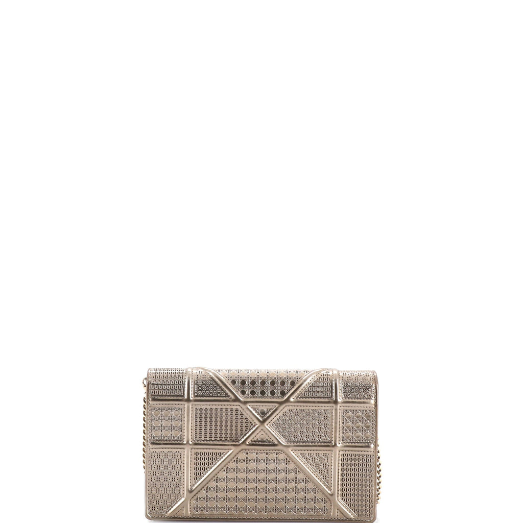 Diorama Wallet on Chain Cannage Embossed Calfskin