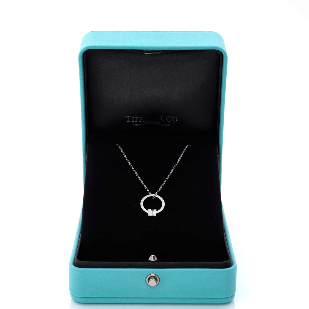 T Circle Pendant Necklace 18K White Gold with Diamond