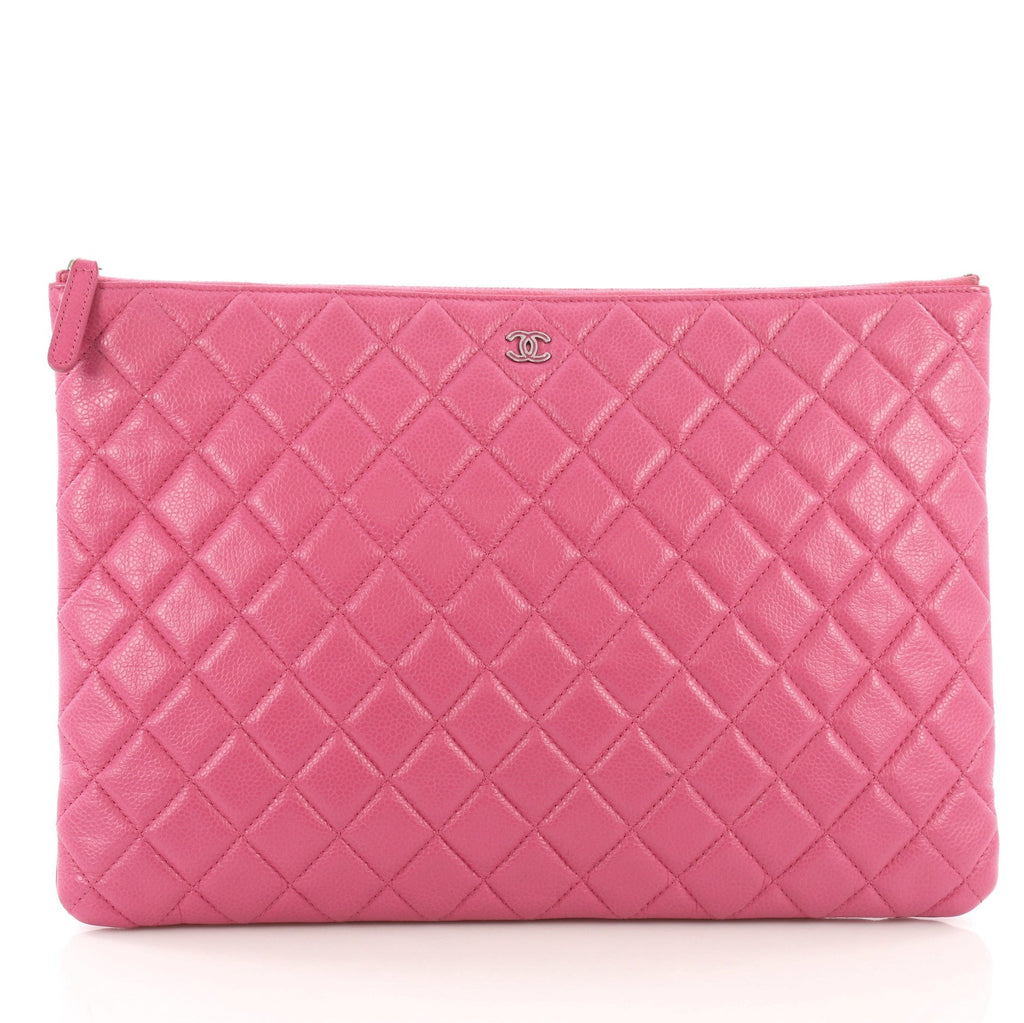 O Case Clutch Quilted Caviar Large