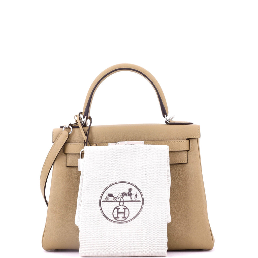 Kelly Handbag Poussiere Evercolor with Palladium Hardware 28