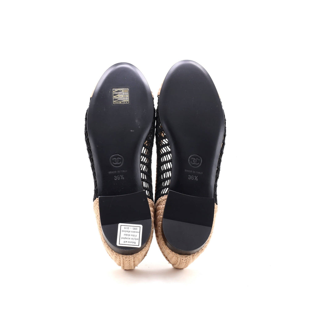 Women's CC Cap Toe Ballerina Flats Crochet Raffia