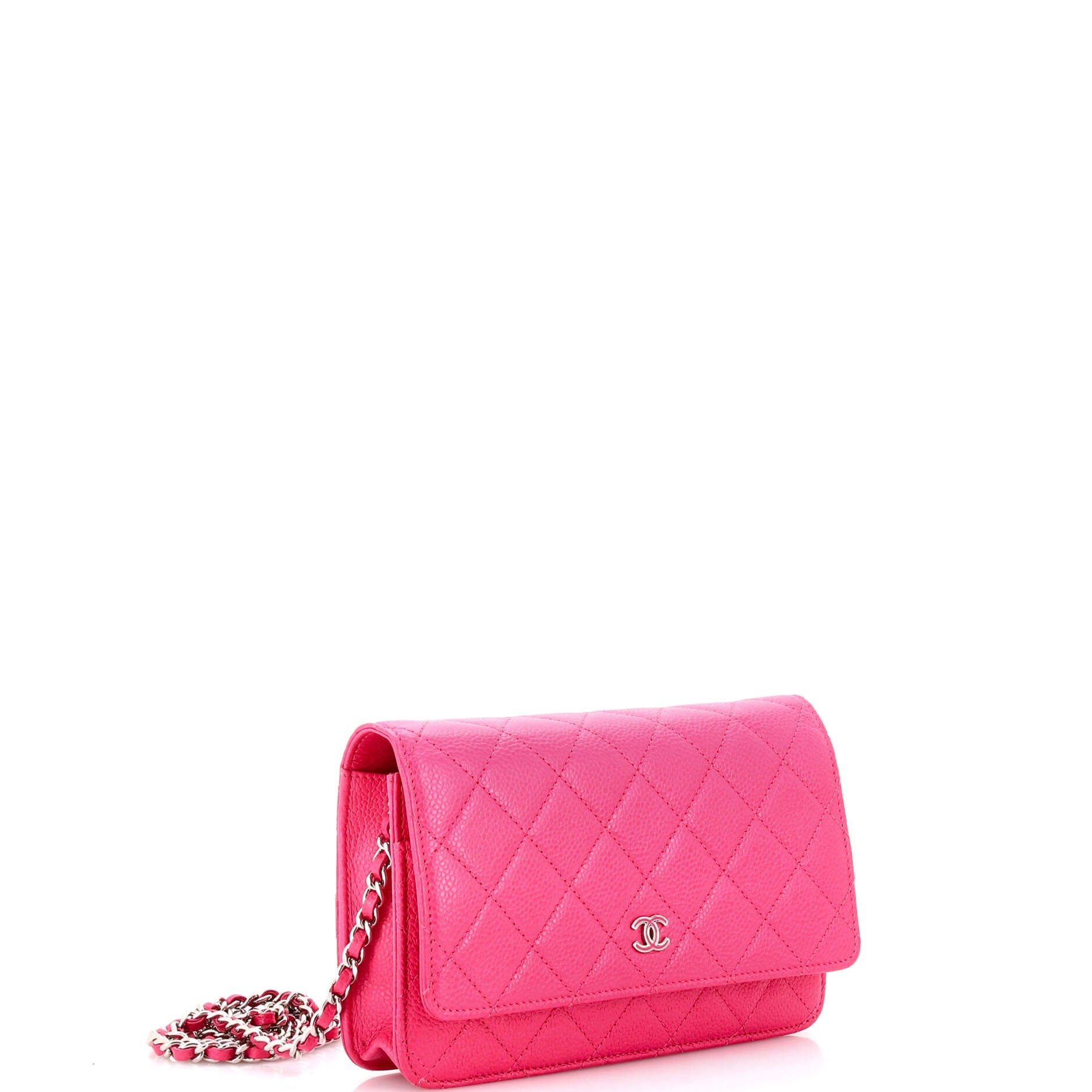 Wallet on Chain Quilted Caviar