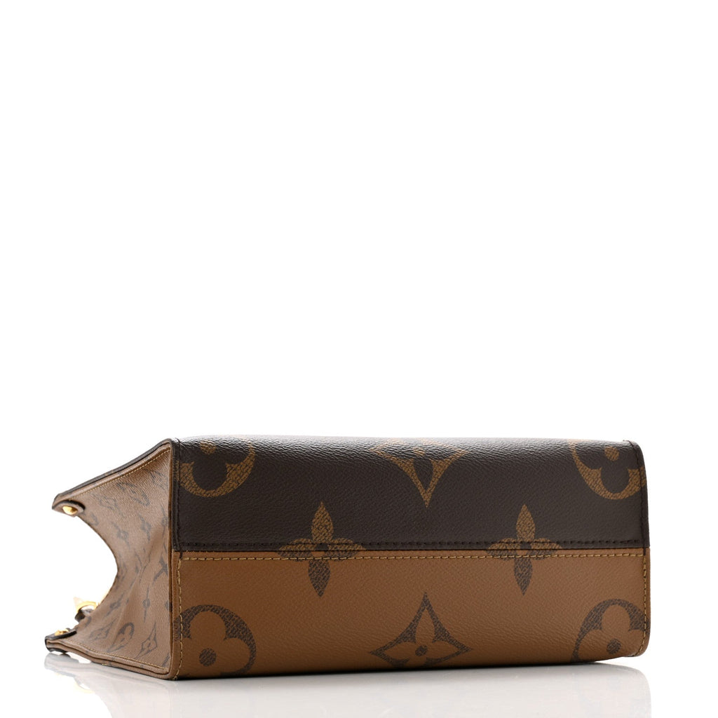 Reverse Monogram Giant Onthego PM
