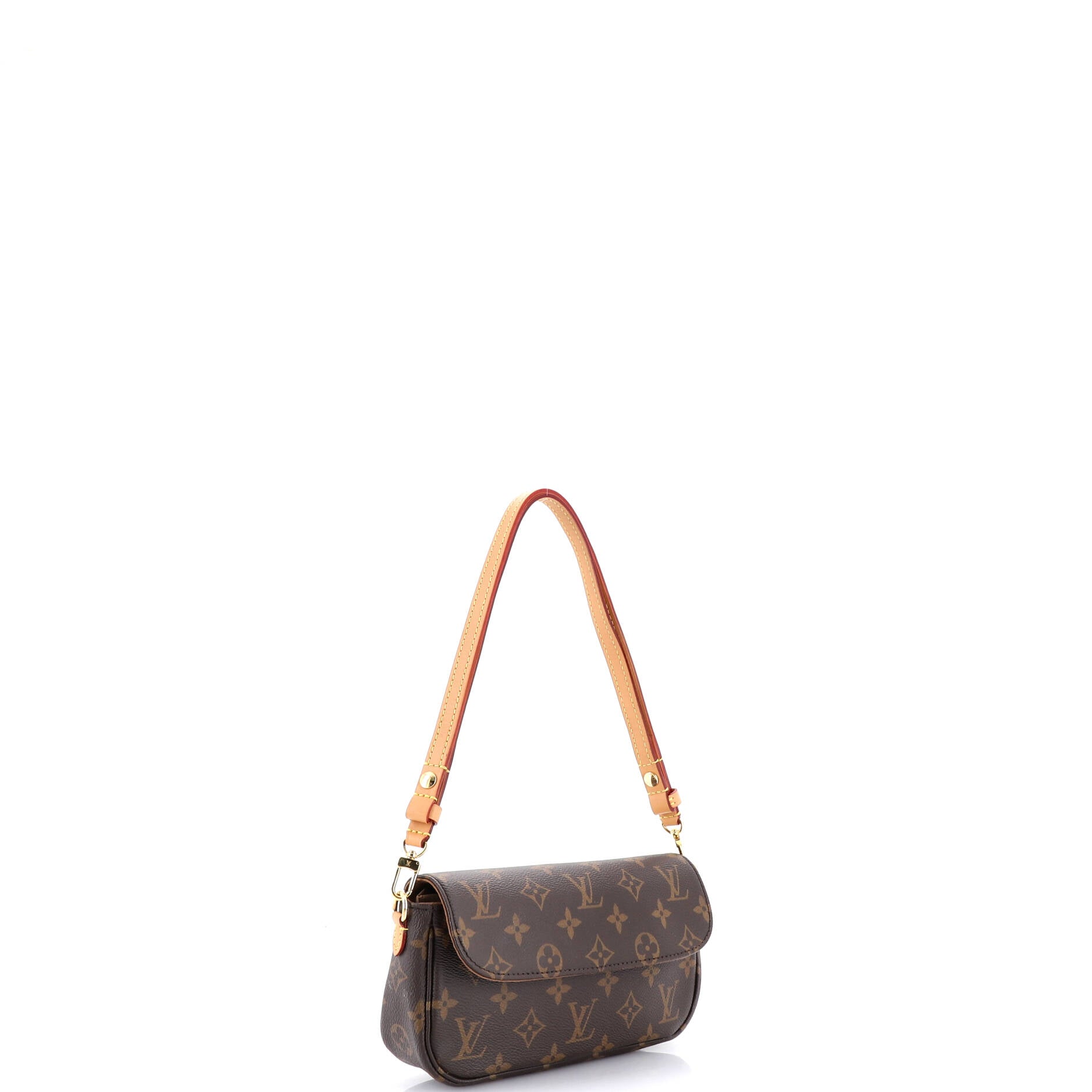 Ivy Wallet on Chain Monogram Canvas