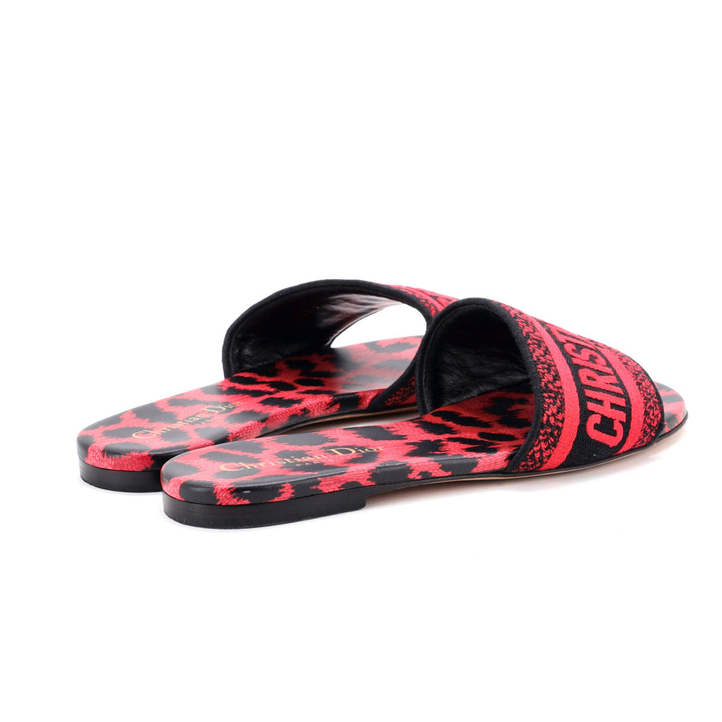 Women's Dway Flat Sandals Embroidered Canvas