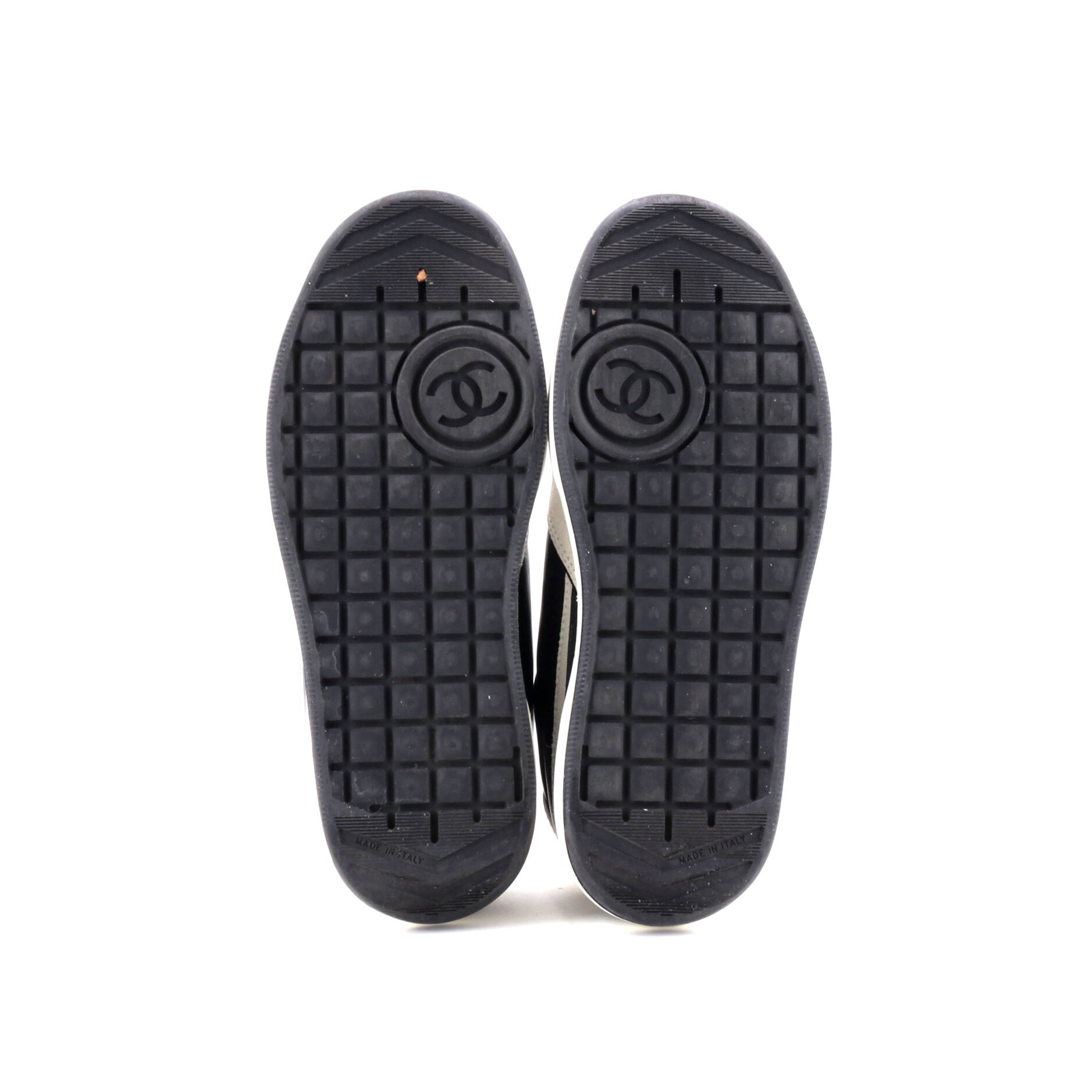Women's CC Low-Top Sneakers Suede and Leather