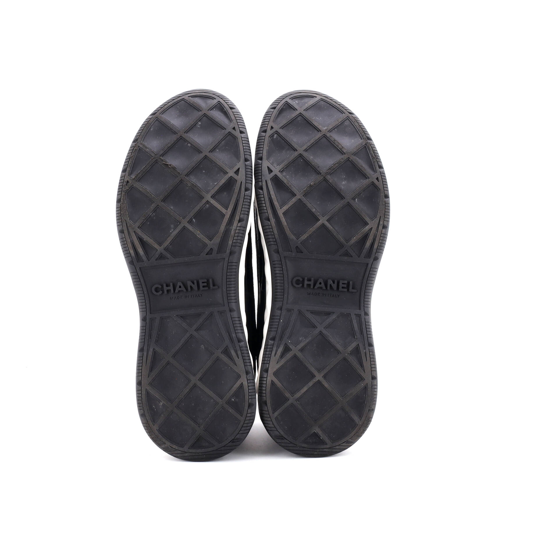 Women's CC Cap Toe Logo Sneakers Suede and Mixed Fibers