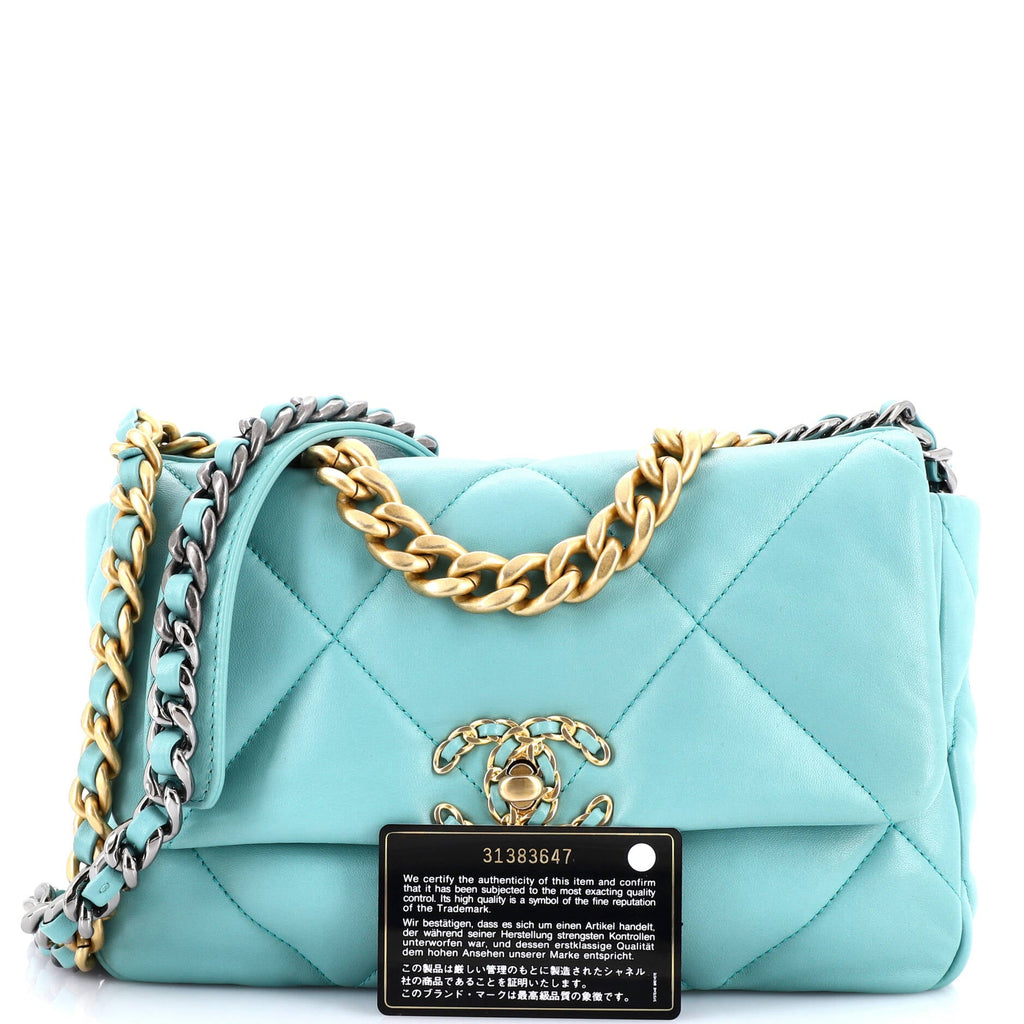 19 Flap Bag Quilted Leather Medium