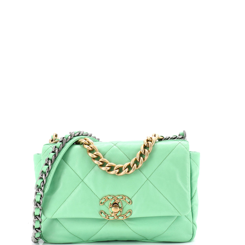 19 Flap Bag Quilted Leather Medium