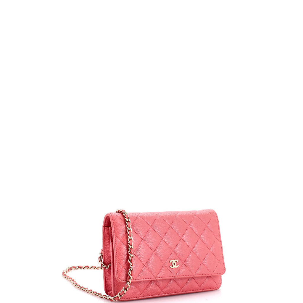 Wallet on Chain Quilted Caviar