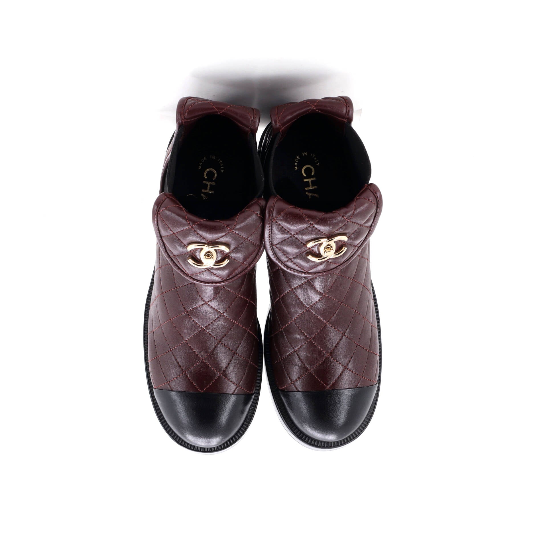 Women's CC Turnlock Cap Toe Ankle Boots Quilted Leather