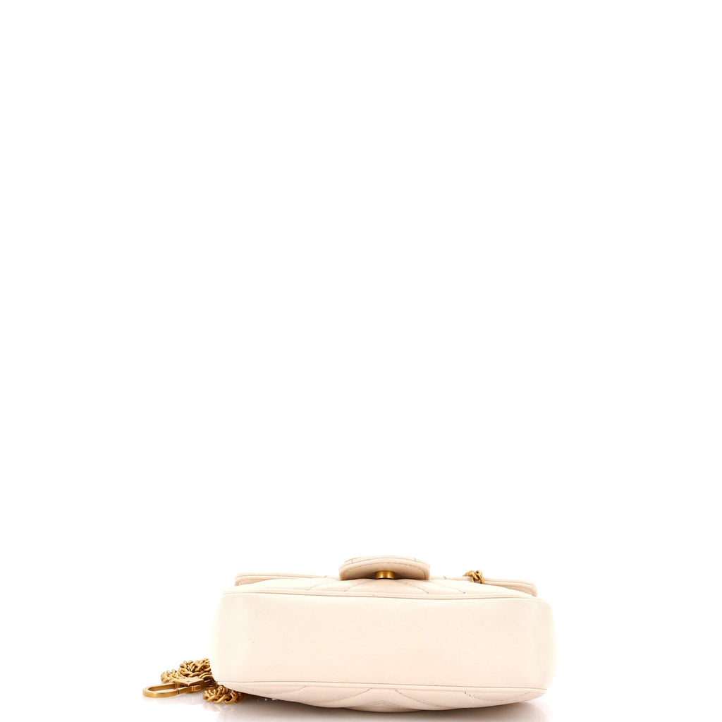 GG Marmont Flap Bag Matelasse Leather Super Mini