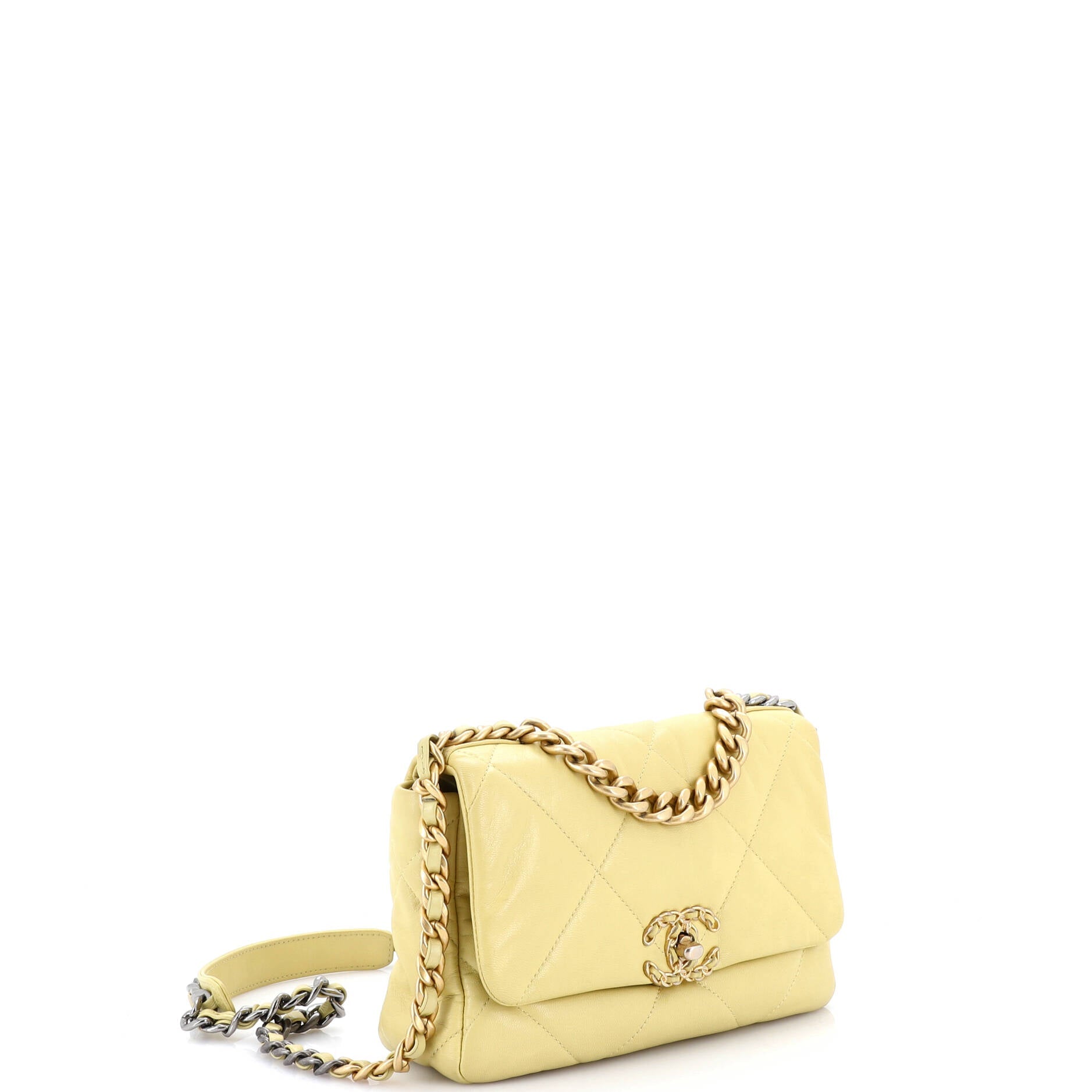 19 Flap Bag Quilted Leather Medium