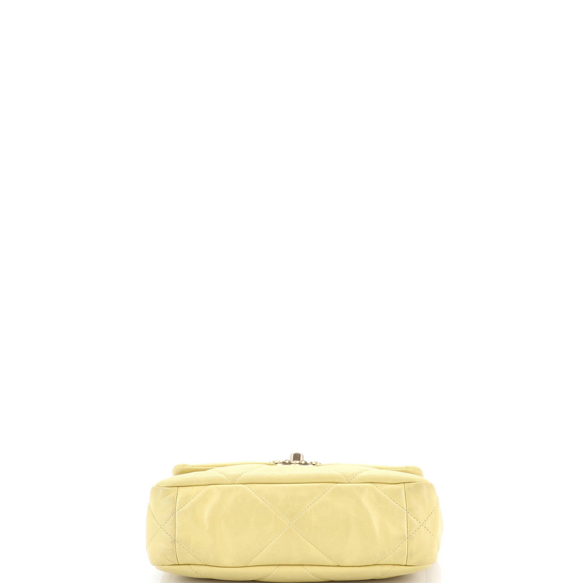 19 Flap Bag Quilted Leather Medium