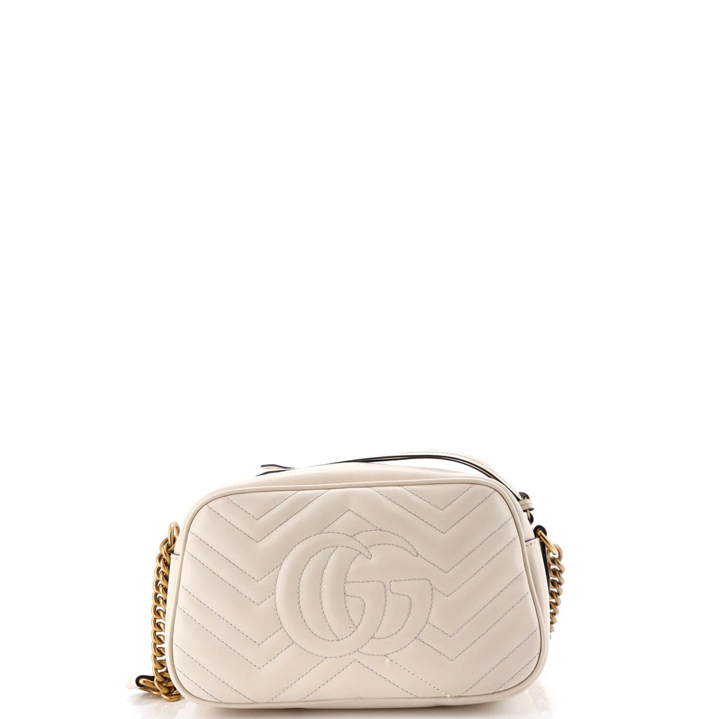 GG Marmont Shoulder Bag Matelasse Leather Medium