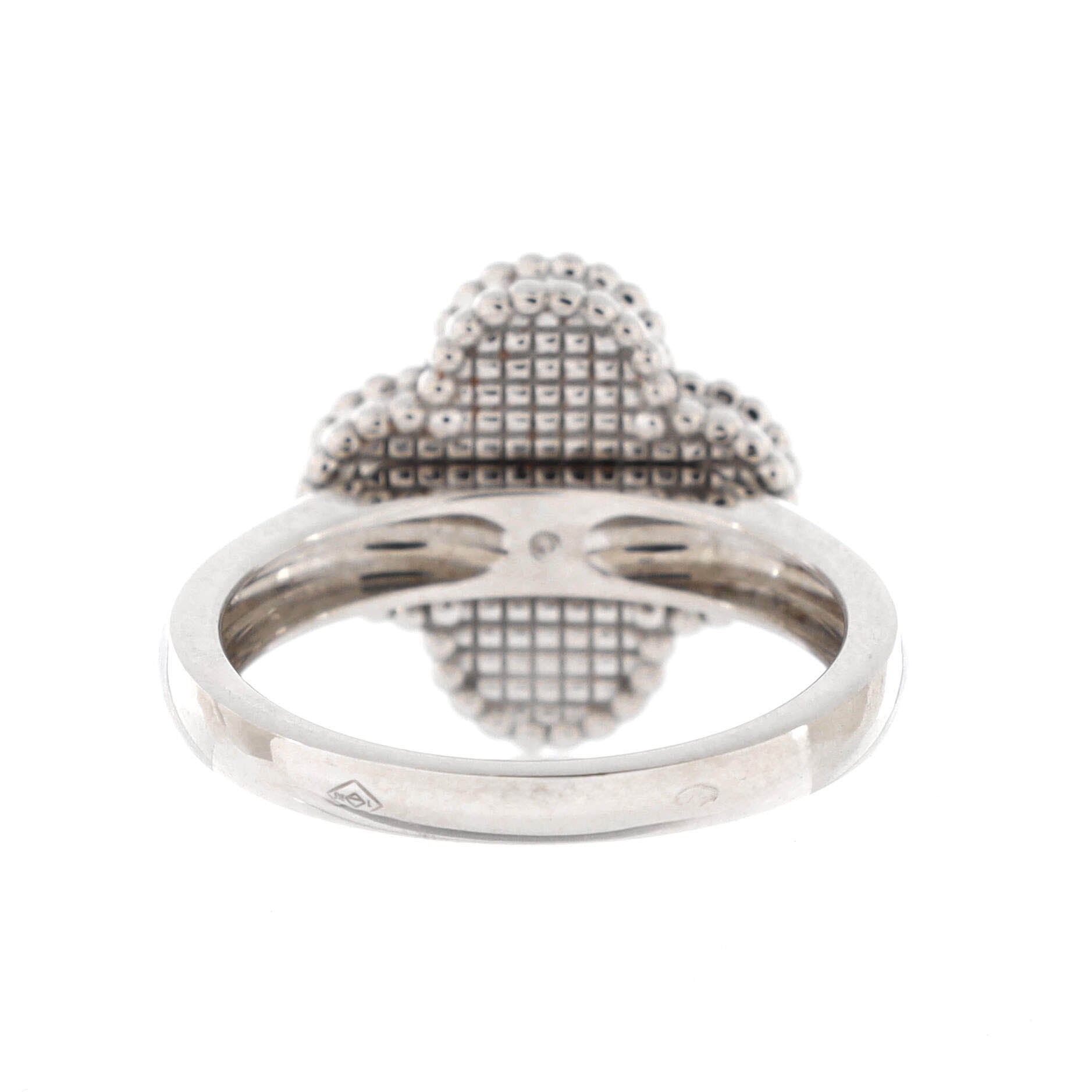 Vintage Alhambra Ring 18K White Gold with Mother of Pearl and Diamond