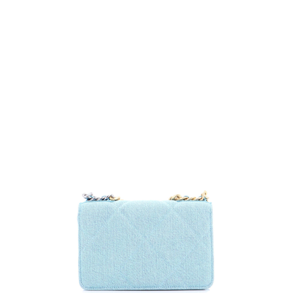 19 Wallet on Chain Quilted Denim