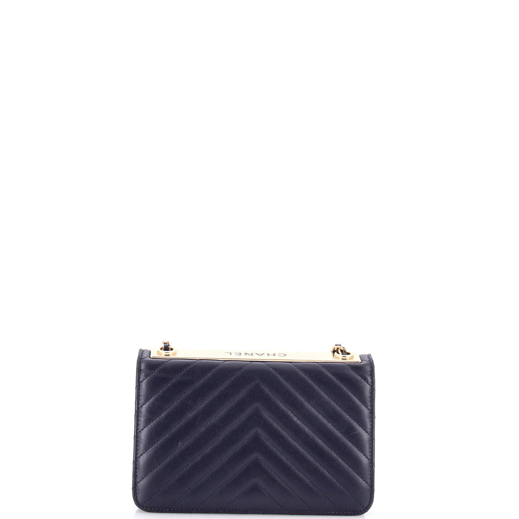 Trendy CC Wallet on Chain Chevron Lambskin
