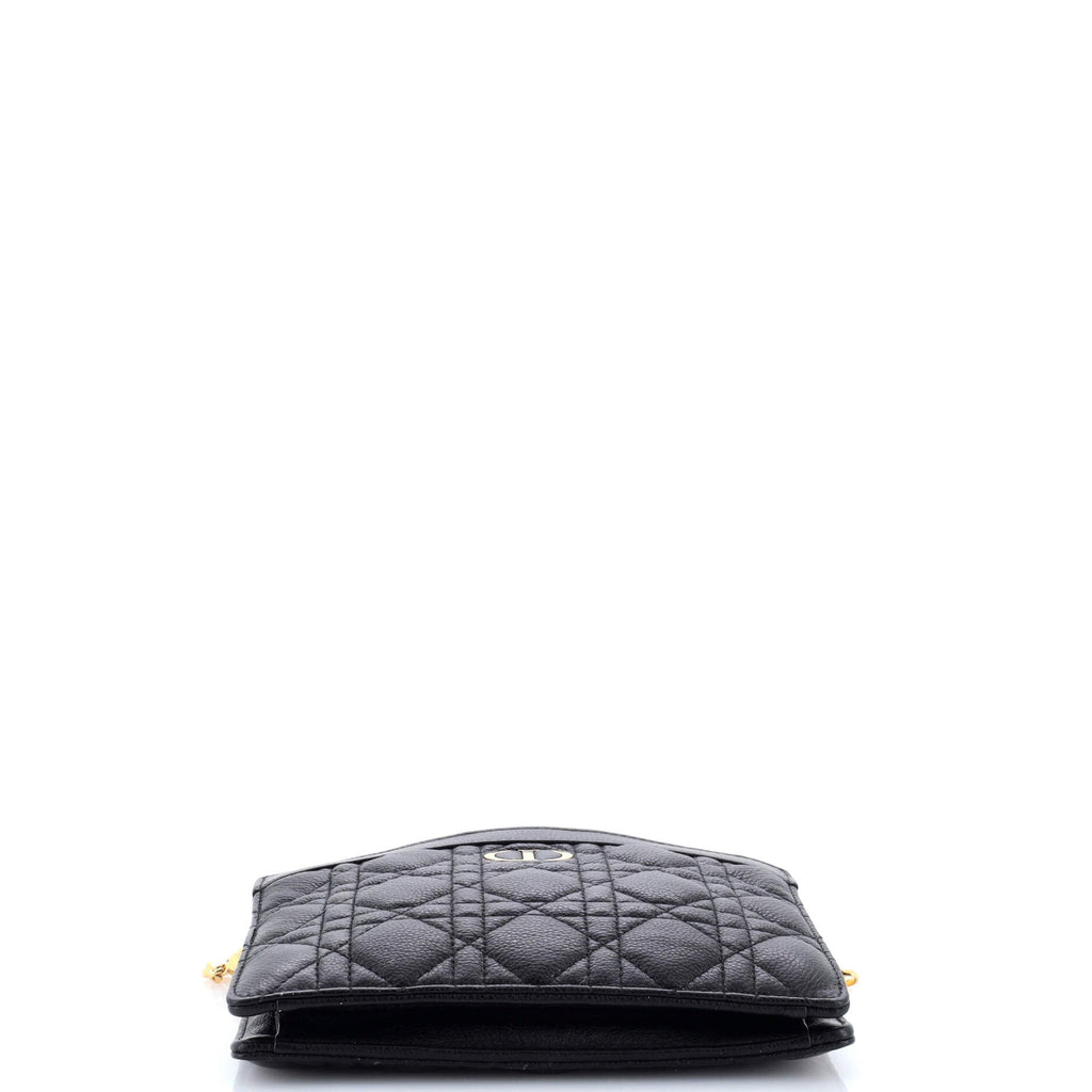 Caro Zipped Pouch With Chain Cannage Quilt Leather