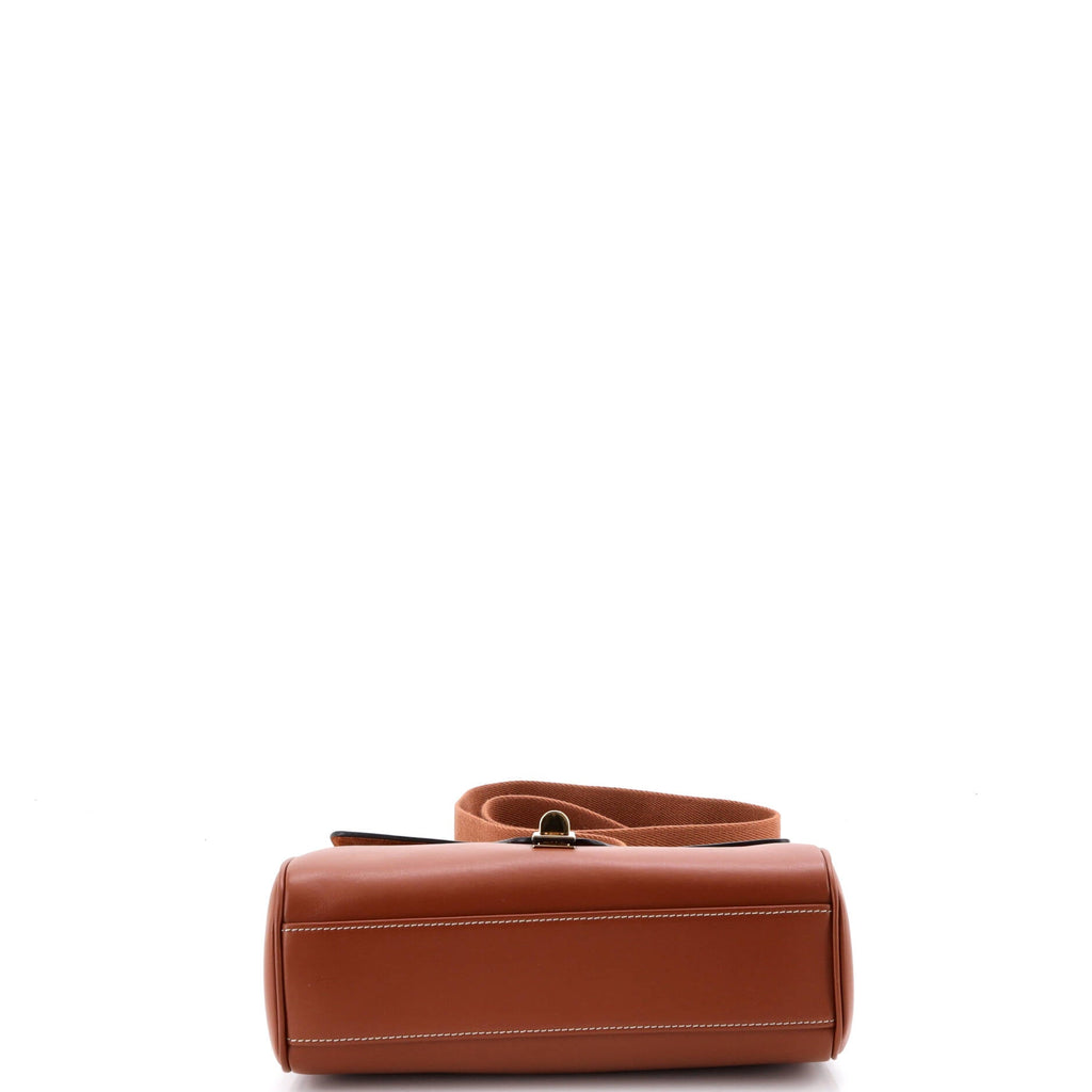 Soft 16 Bag Smooth Calfskin Teen