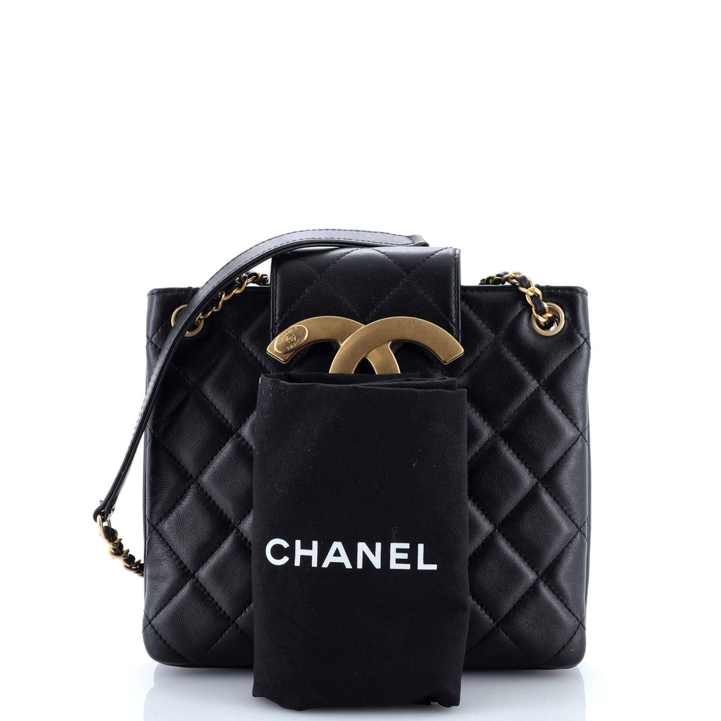 Giant CC Chain Shoulder Bag Quilted Lambskin Small