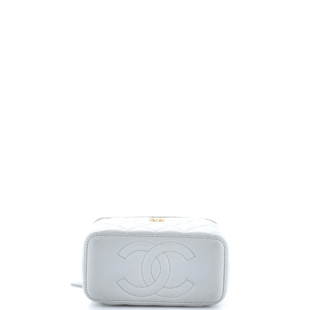 Pearl Crush Vanity Case with Chain Quilted Lambskin Small