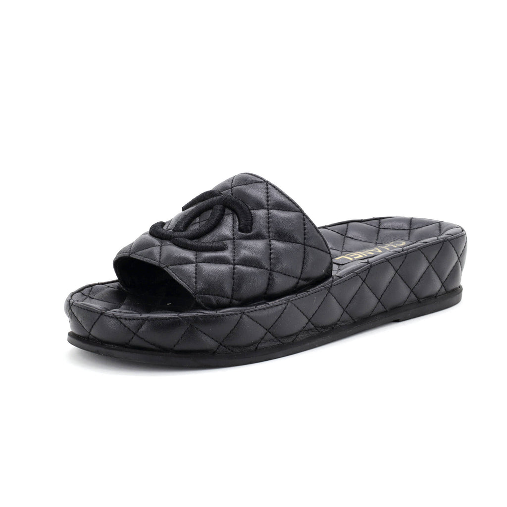 Women's CC Platform Slide Sandals Quilted Leather
