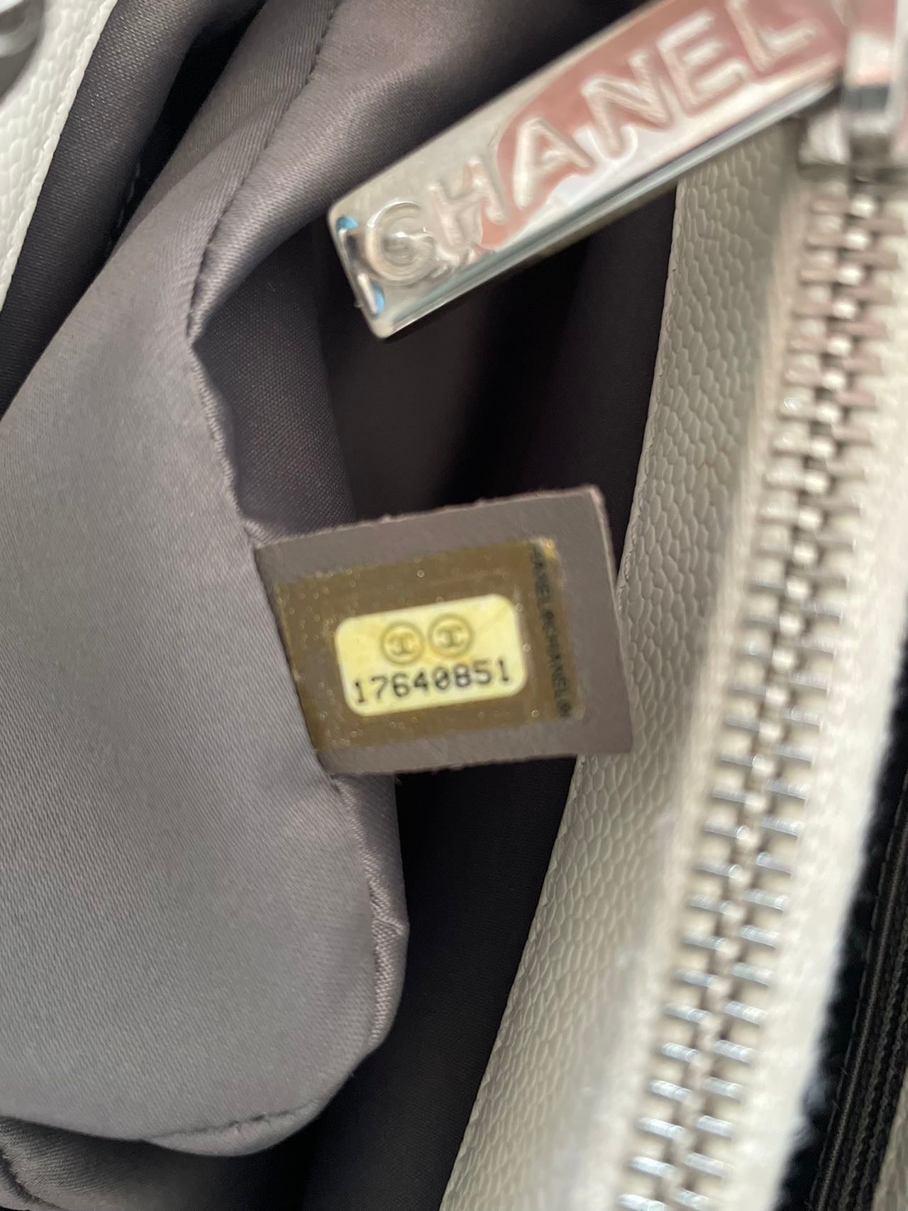 Chanel Medium White Grand Shopping Tote bag in Caviar Leather with silver Hardware