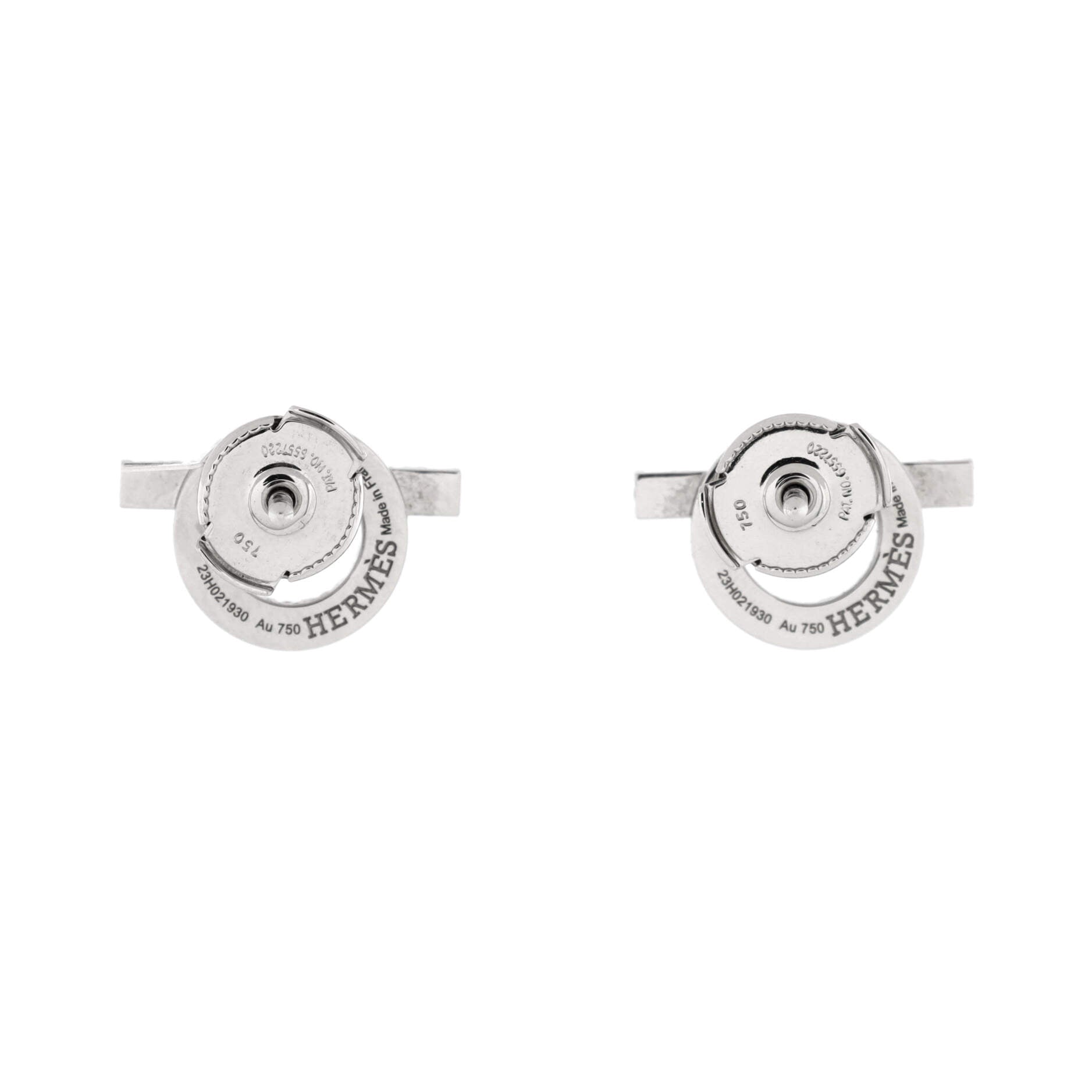 Finesse Stud Earrings 18K White Gold and Diamonds